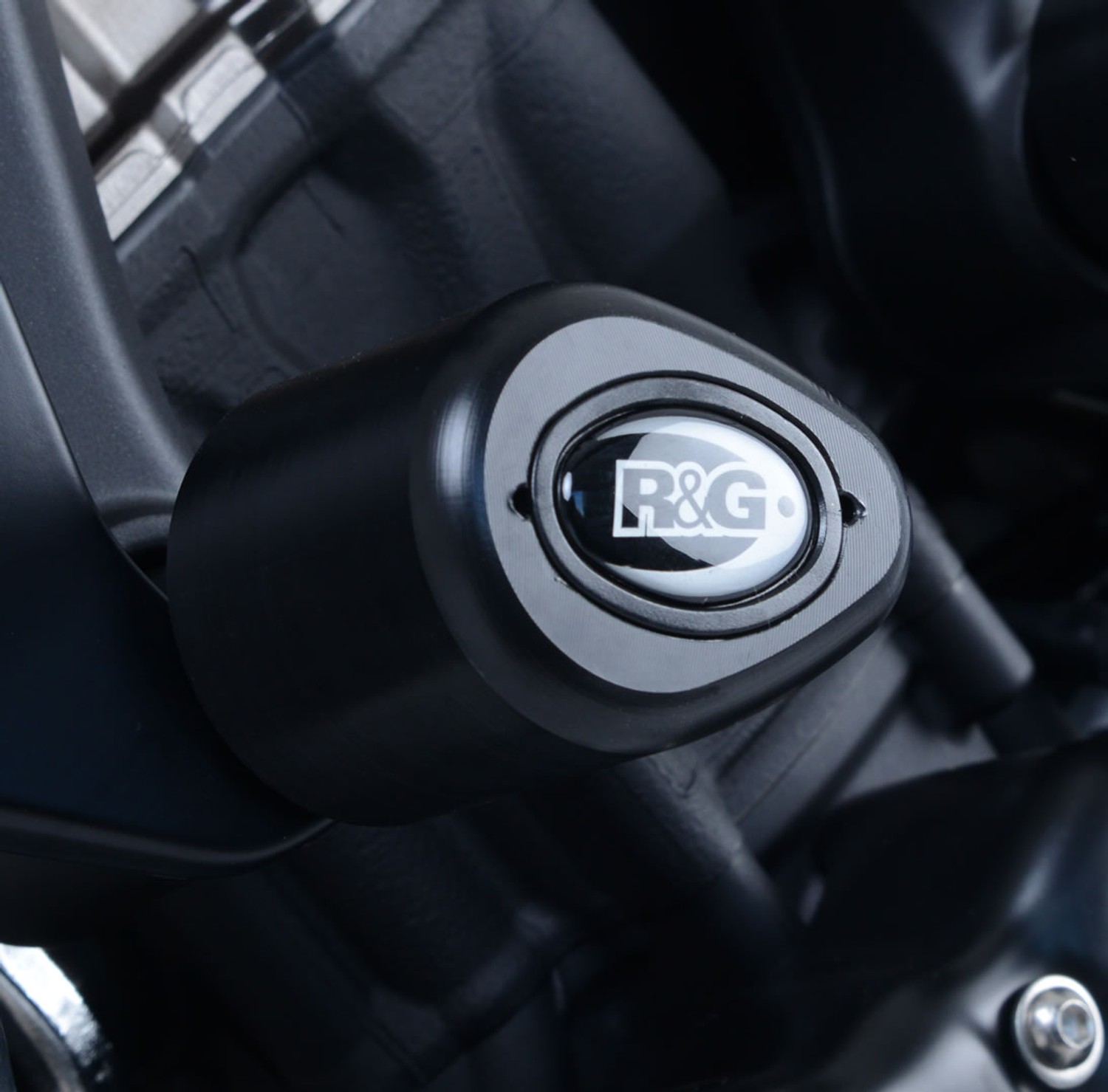 R&G Racing Aero Crash Protectors (FRONT) for Yamaha MT-09 '17-'20, MT-09 Tracer '18-'20 R&G Racing Aero Crash Protectors (FRONT) for Yamaha MT-09 '17-'20, MT-09 Tracer '18-'20